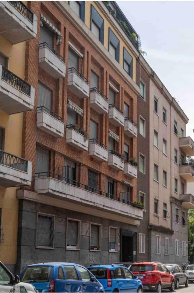 Nice Suite In Citta' Studi Milão Exterior foto